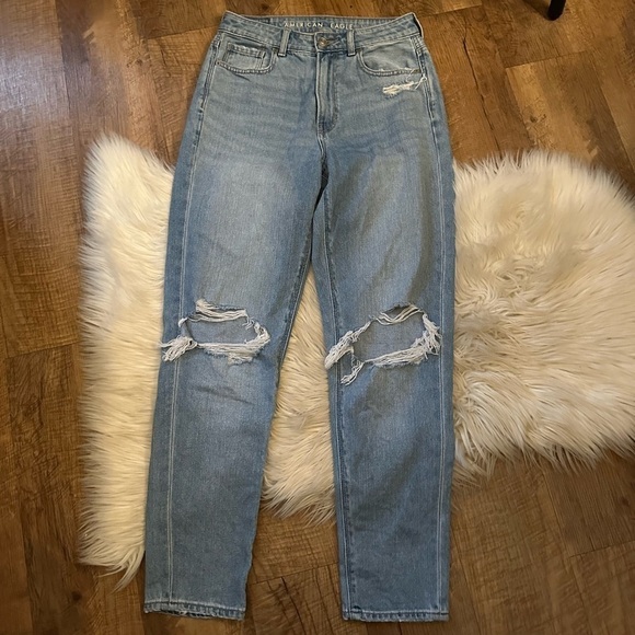 AMERICAN EAGLE Mom Jeans - Picture 8 of 8